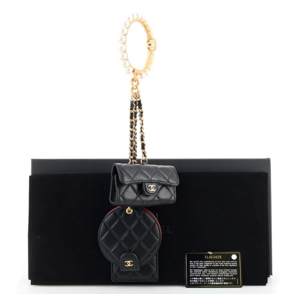 Chanel Pearl Crown CC Multi Pouches Wristlet Quilted Lambskin Black - Picture 2 of 7